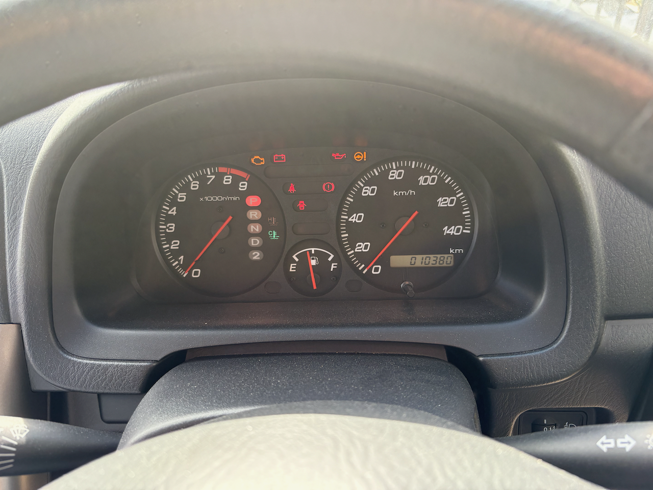 走行距離10380kmのメーター写真